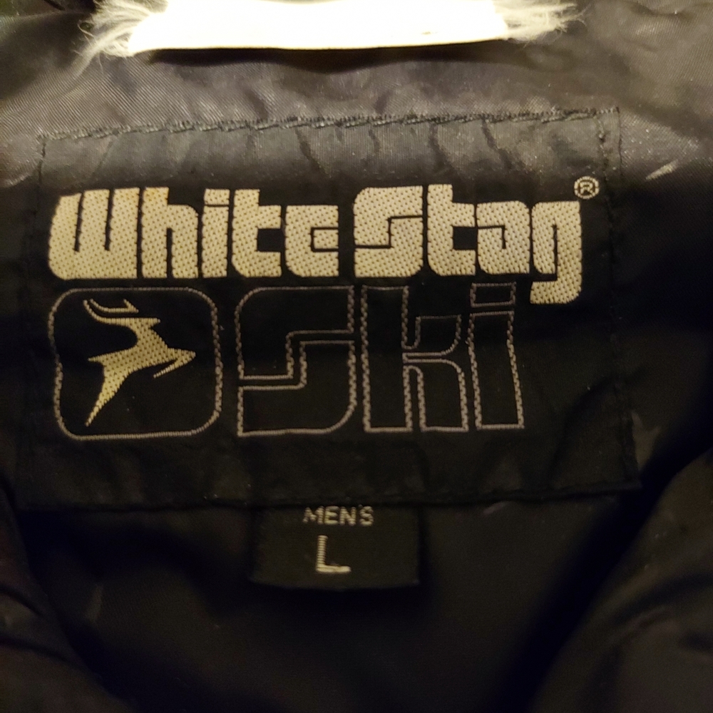 White Stag Black and Red Puffer Jacket - Picture 3 of 3